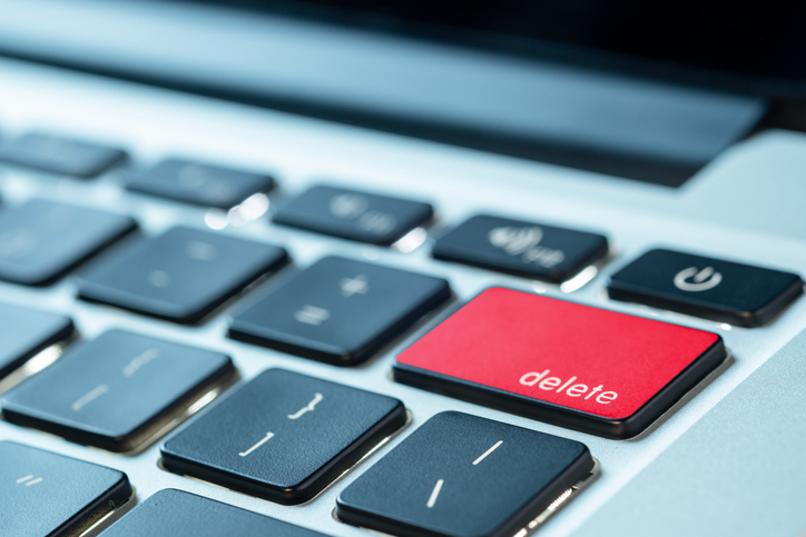 delete key on notebook keyboard keyboard, highlighted in red